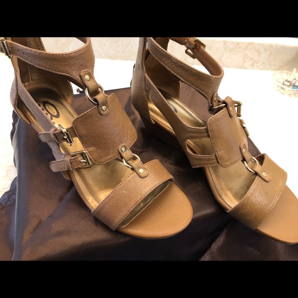 Wedge sandals - Picture 3 of 8